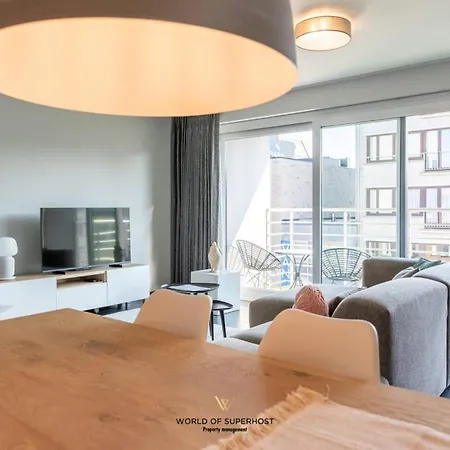 New Modern Near The Sea And Centre شقة